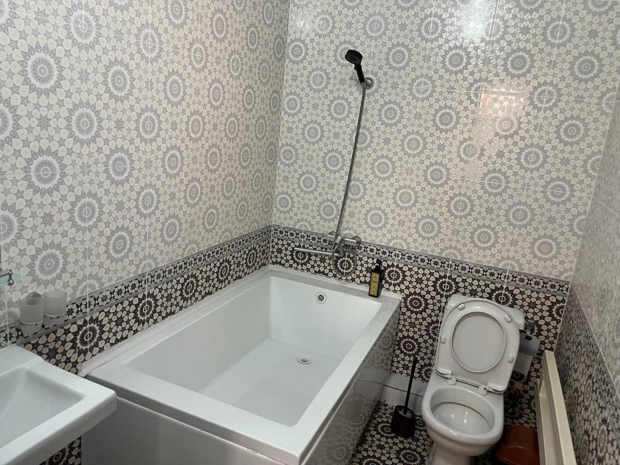 Hotel Tomaris Nukus Exterior foto